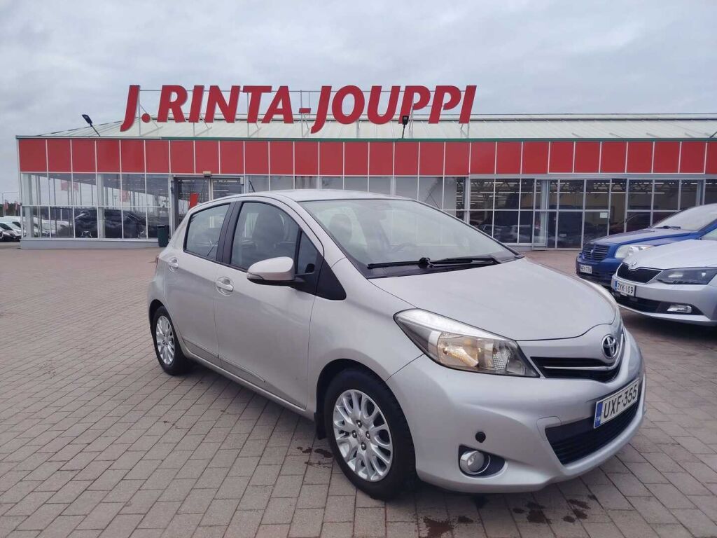 Toyota Yaris 2013 Hopea