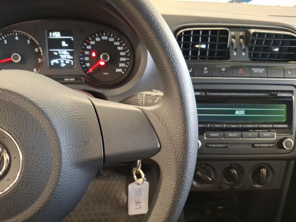 Volkswagen Polo 2014 Sininen