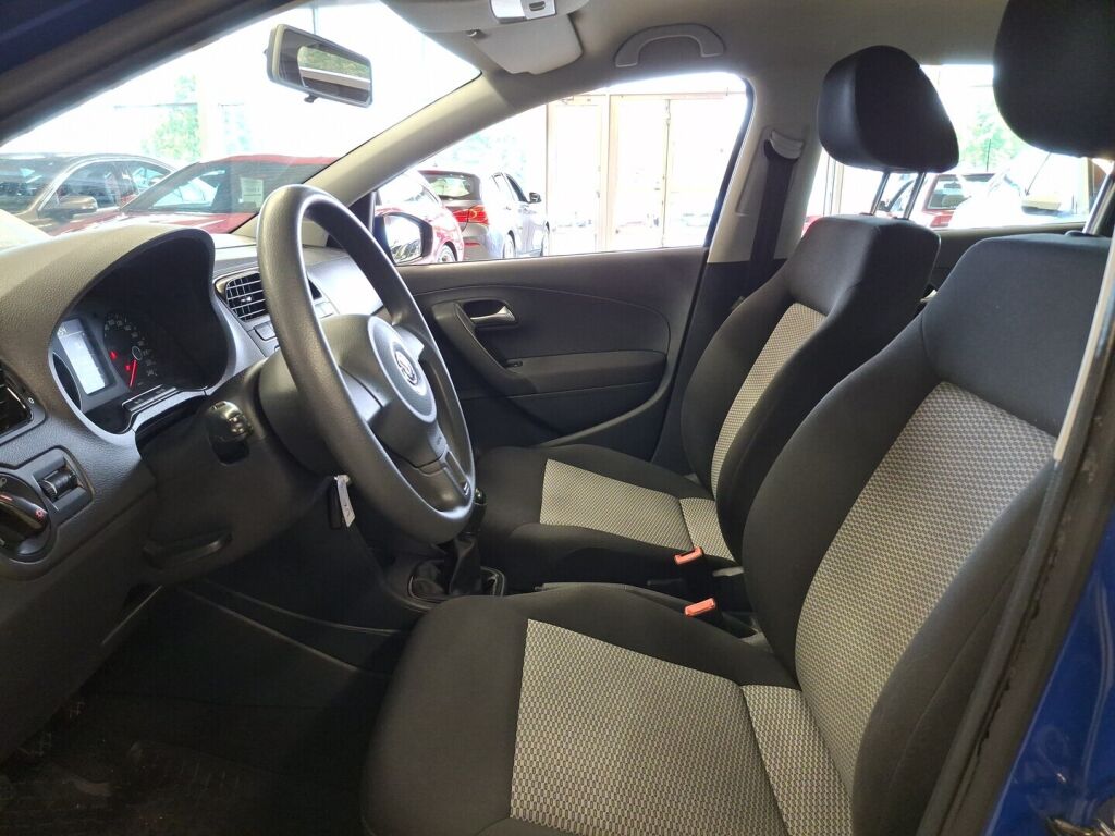 Volkswagen Polo 2014 Sininen