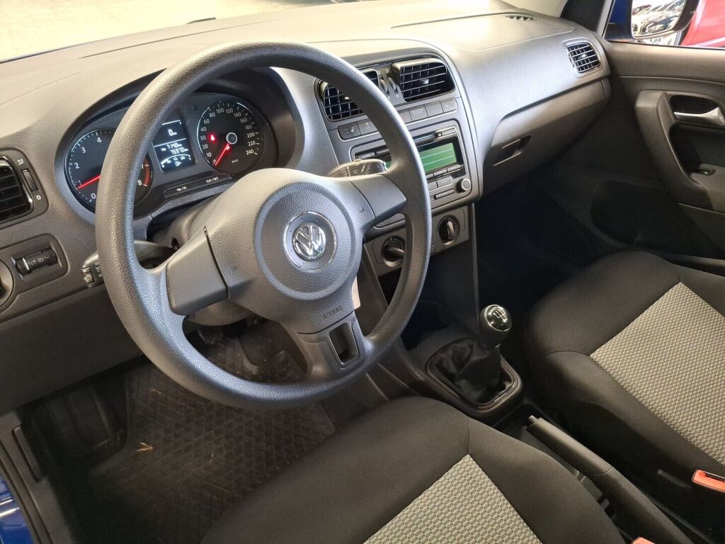 Volkswagen Polo 2014 Sininen