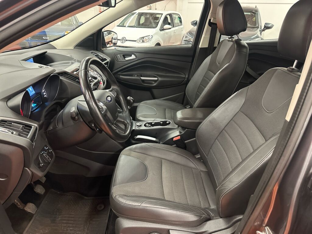 Ford Kuga 2013 Harmaa