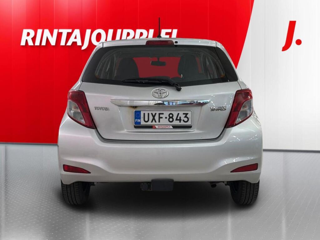 Toyota Yaris 2013 Hopea