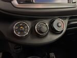 Toyota Yaris 2013 Hopea