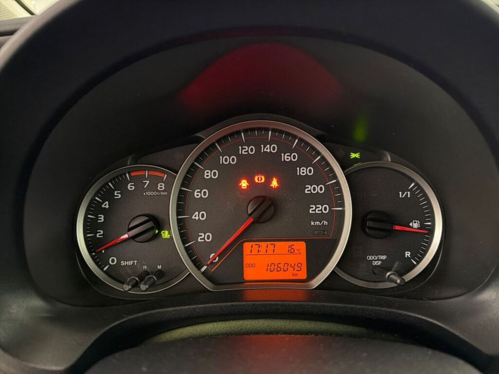 Toyota Yaris 2013 Hopea