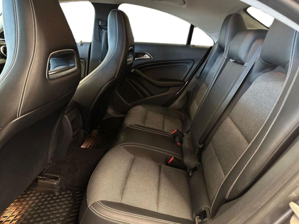 Mercedes-Benz CLA 2013 Harmaa
