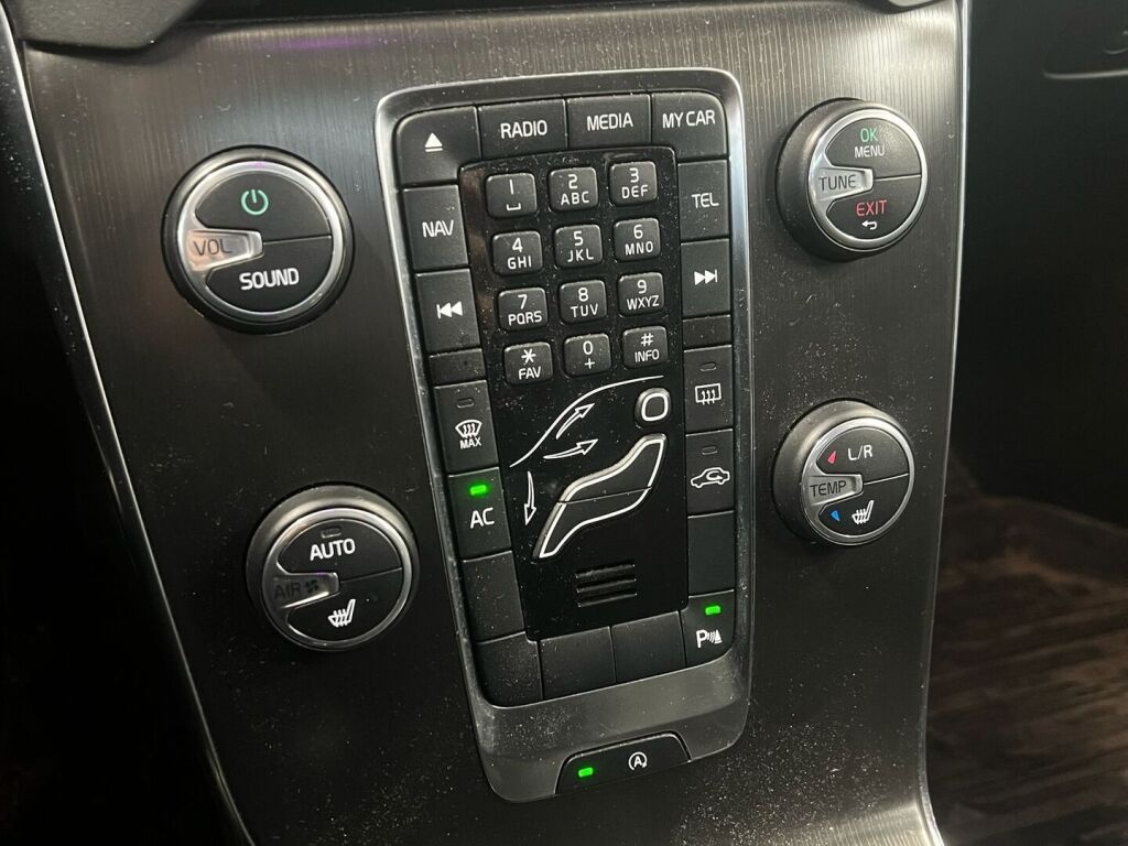 Volvo V40 2013 Sininen