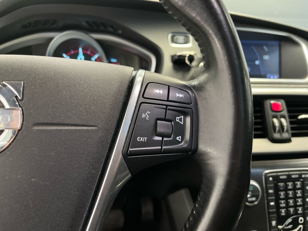 Volvo V40 2013 Sininen