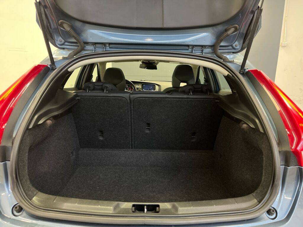 Volvo V40 2013 Sininen