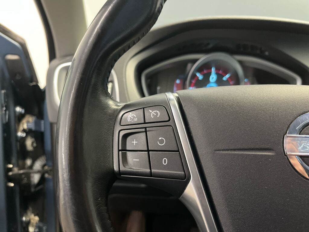 Volvo V40 2013 Sininen