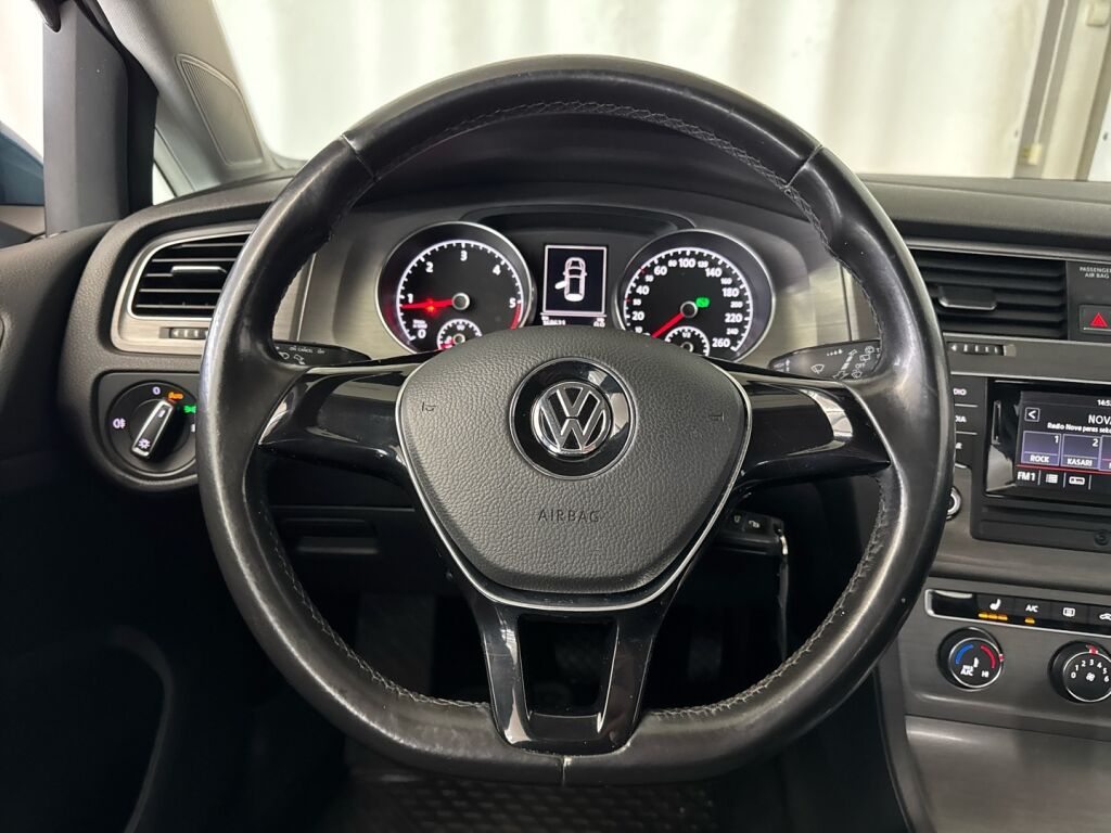 Volkswagen Golf 2013 Sininen