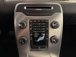 Volvo V70 2013 Punainen