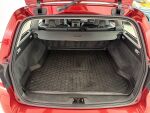 Volvo V70 2013 Punainen