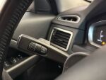 Volvo V70 2013 Punainen