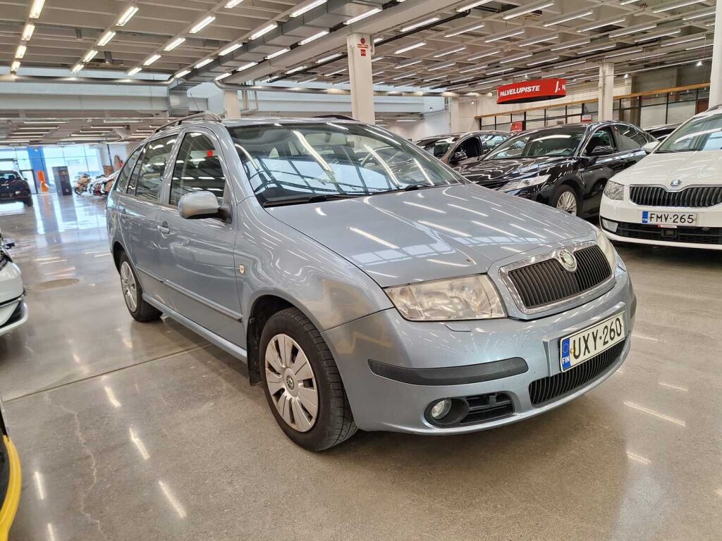 Skoda Fabia Combi 2006 Harmaa
