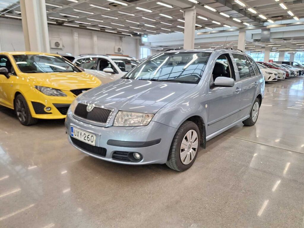 Skoda Fabia Combi 2006 Harmaa