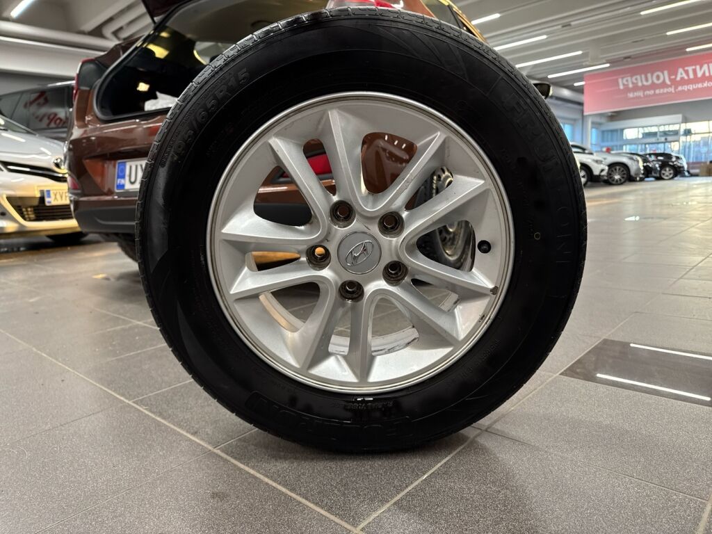 Hyundai i30 3d 2013 Ruskea (beige)