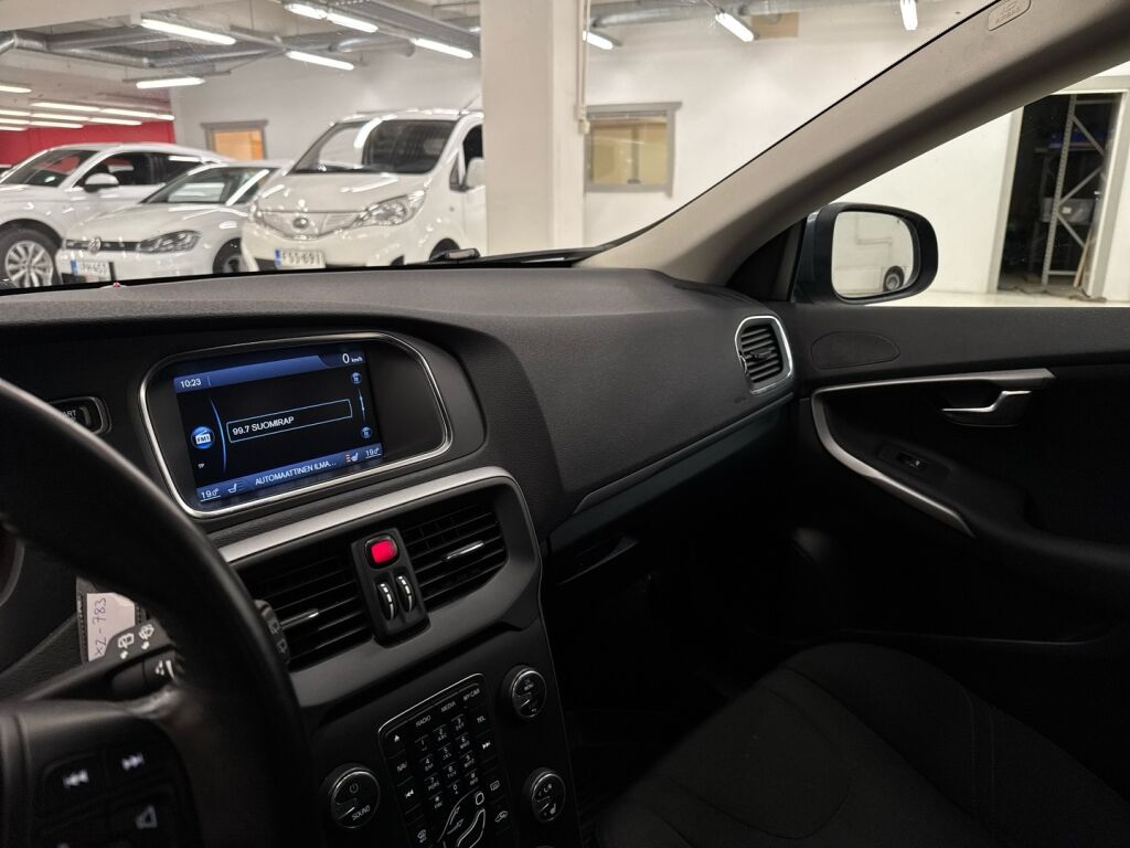 Volvo V40 2013 Sininen