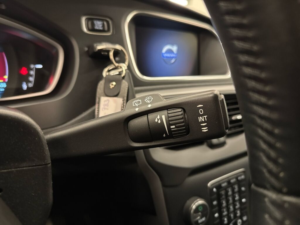 Volvo V40 2013 Sininen