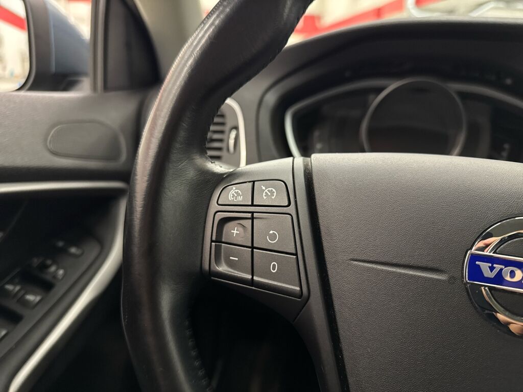 Volvo V40 2013 Sininen