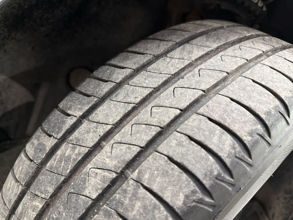 Skoda Rapid 2014 Hopea