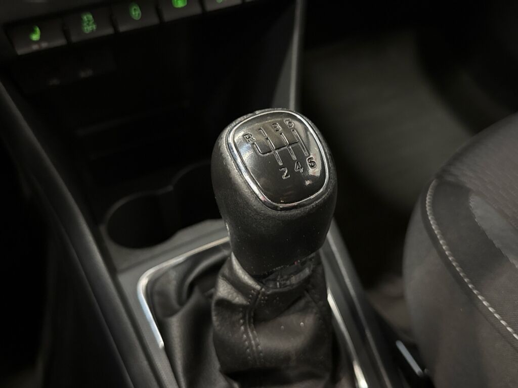 Skoda Rapid 2014 Hopea