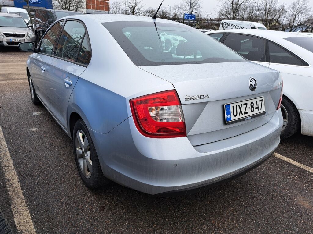 Skoda Rapid 2014 Hopea