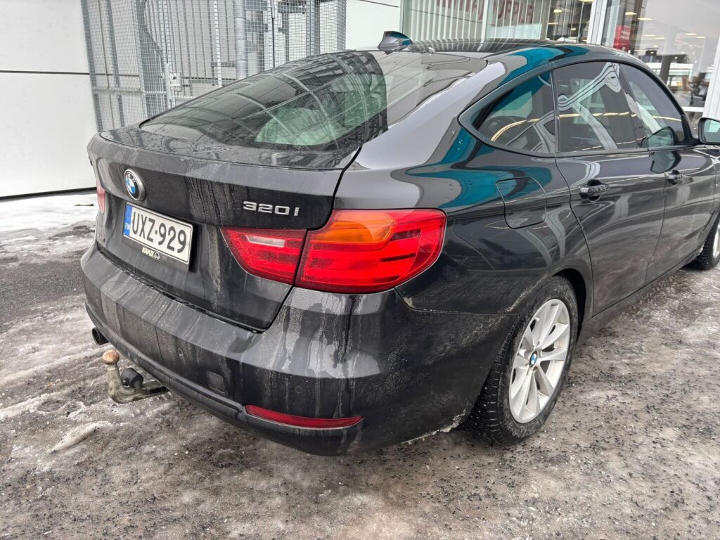 BMW 320 Gran Turismo 2014 Musta