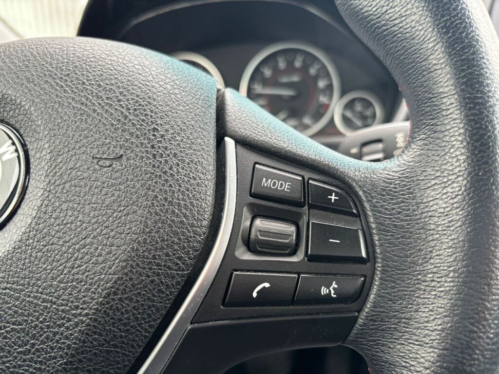 BMW 320 Gran Turismo 2014 Musta