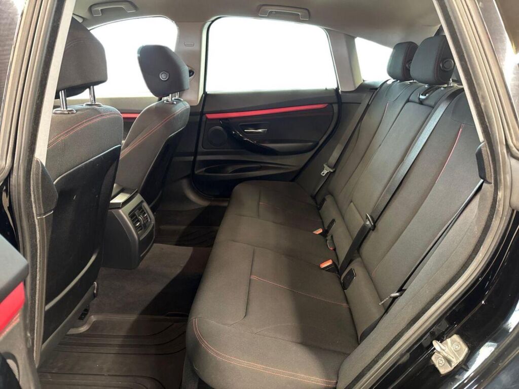 BMW 320 Gran Turismo 2014 Musta