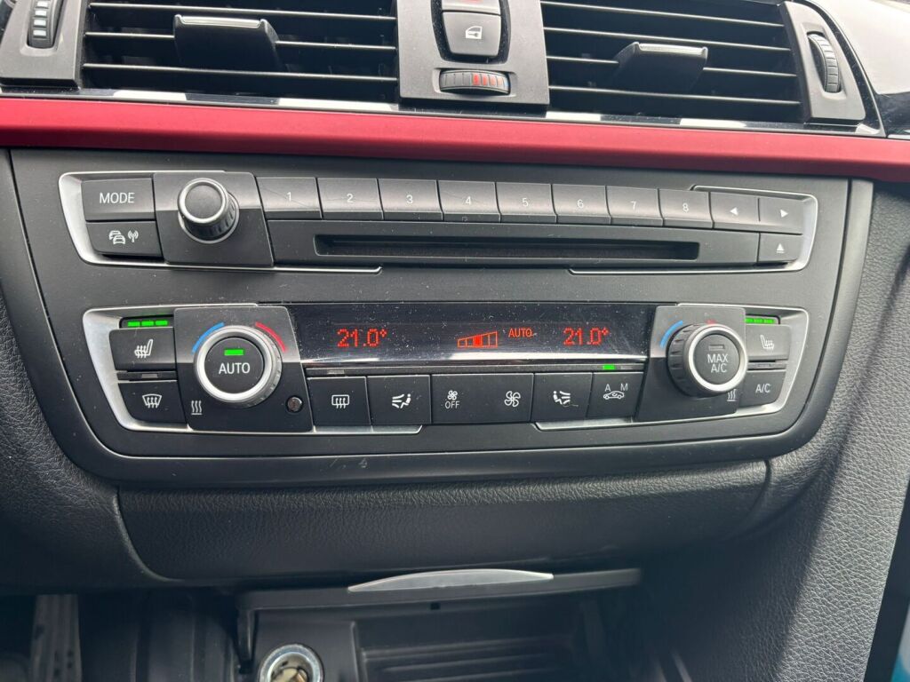 BMW 320 Gran Turismo 2014 Musta