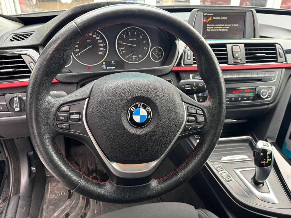 BMW 320 Gran Turismo 2014 Musta