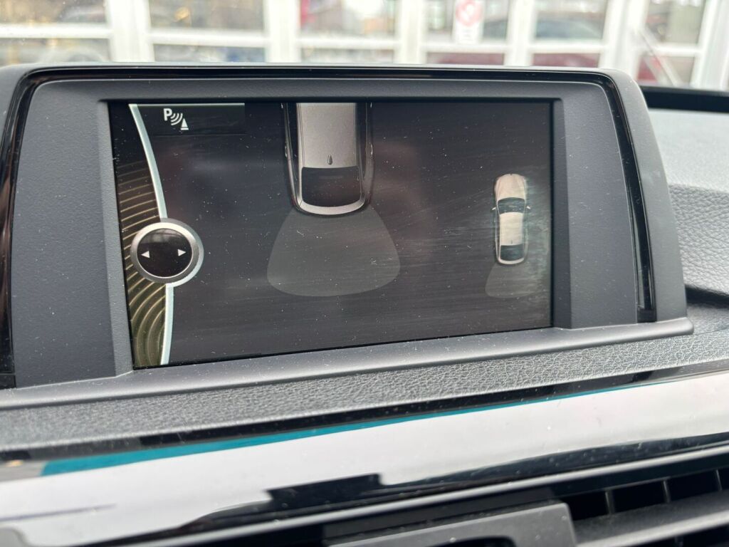 BMW 320 Gran Turismo 2014 Musta