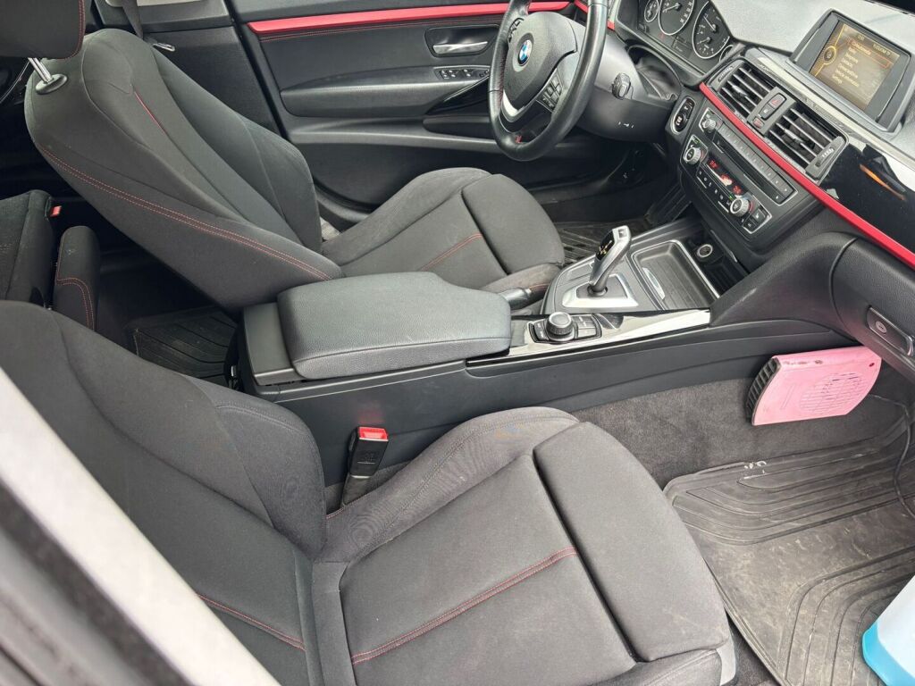 BMW 320 Gran Turismo 2014 Musta