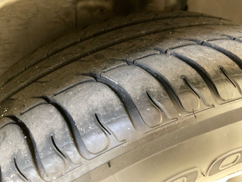 Ford Kuga 2014 Valkoinen