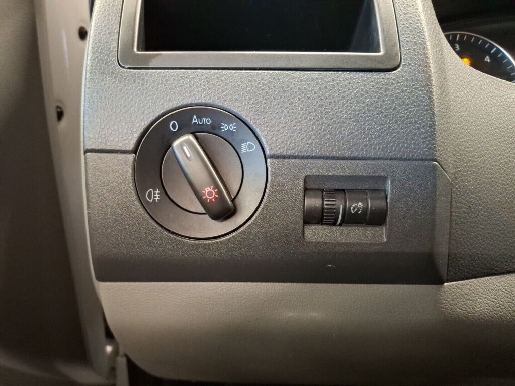 Volkswagen Transporter 2014 Valkoinen