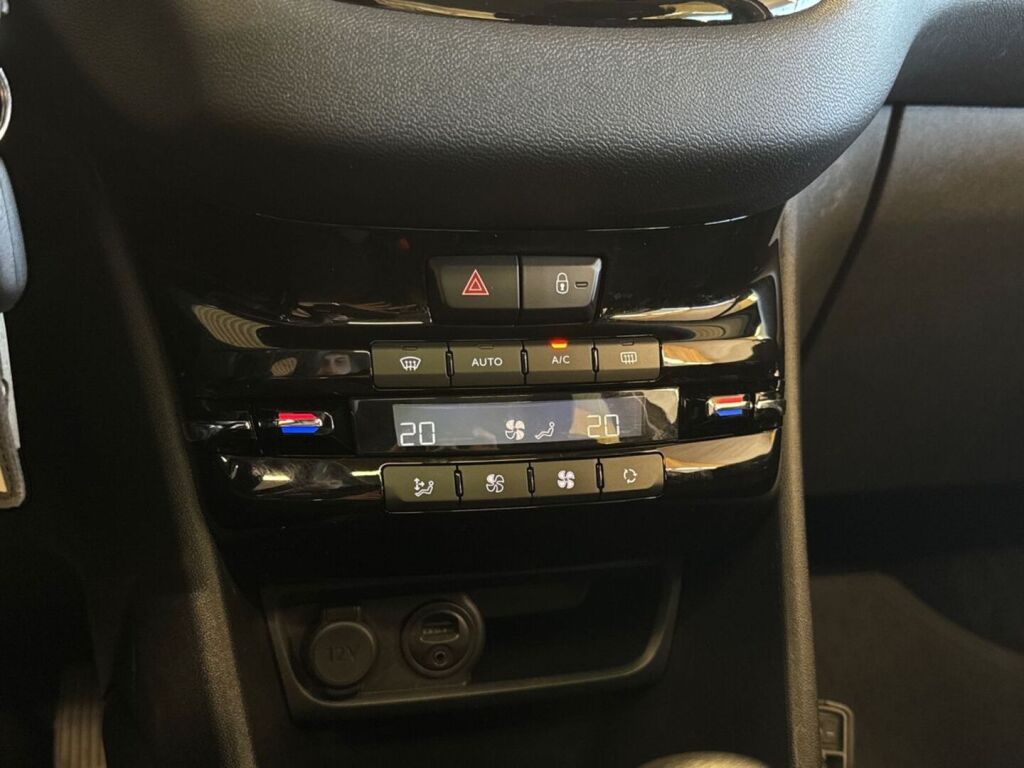 Peugeot 208 2014 Harmaa
