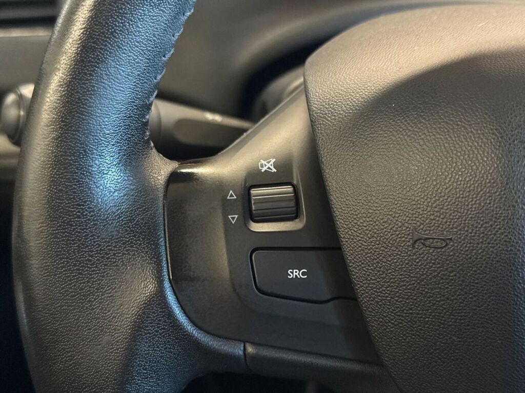 Peugeot 208 2014 Harmaa
