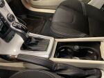 Volvo V40 2013 Punainen