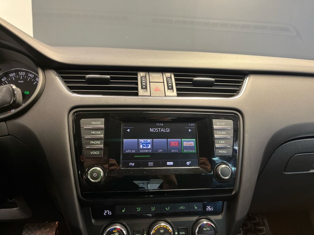 Skoda Octavia 2014 Musta