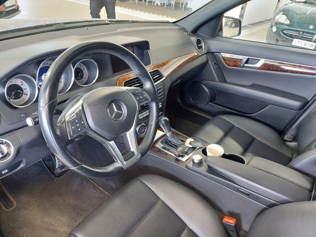Mercedes-Benz C 2013 Sininen