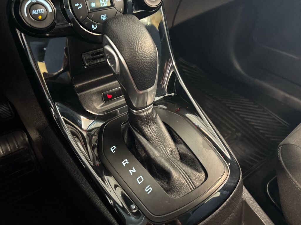 Ford Fiesta 2013 Harmaa