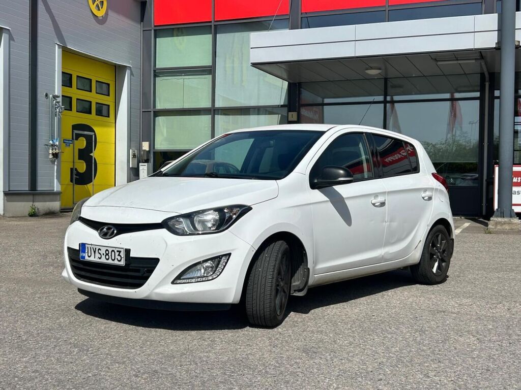 Hyundai i20 5d 2014 Valkoinen