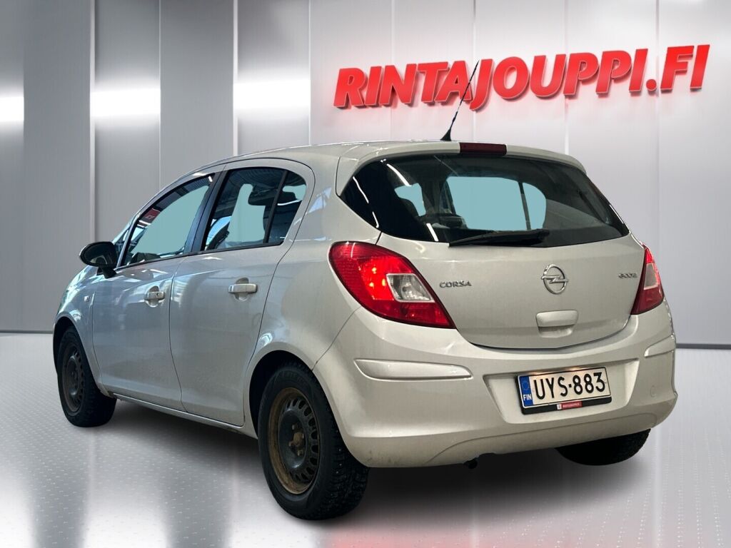 Opel Corsa 2014 Hopea