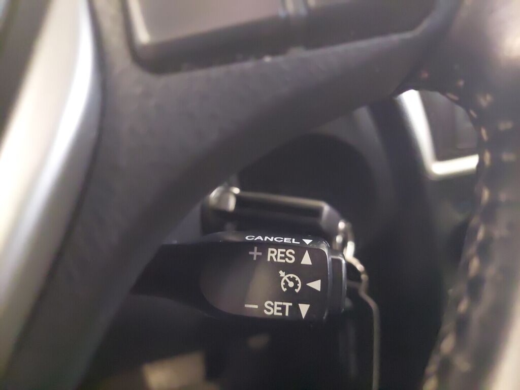 Toyota Auris 2014 Sininen