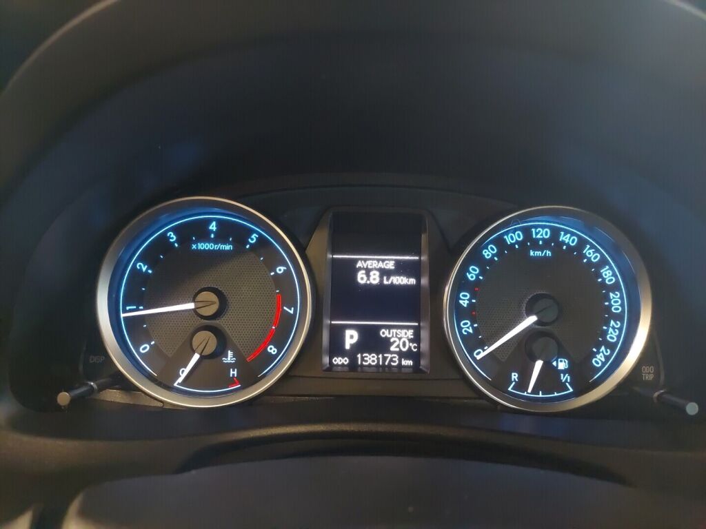 Toyota Auris 2014 Sininen