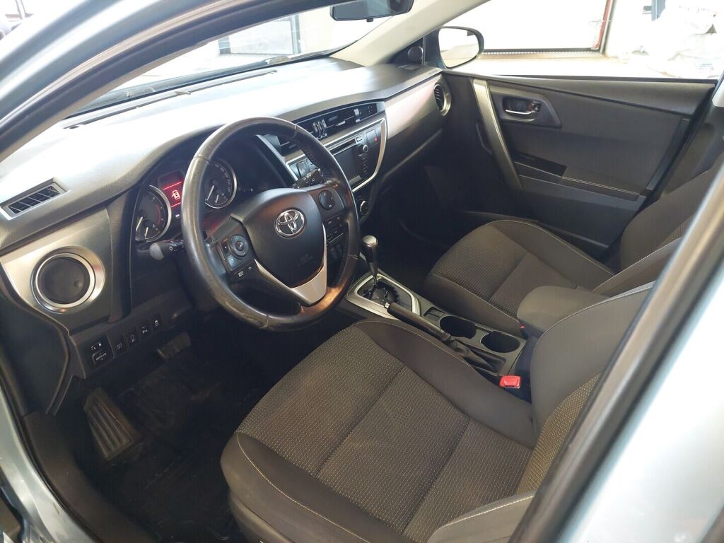 Toyota Auris 2014 Sininen