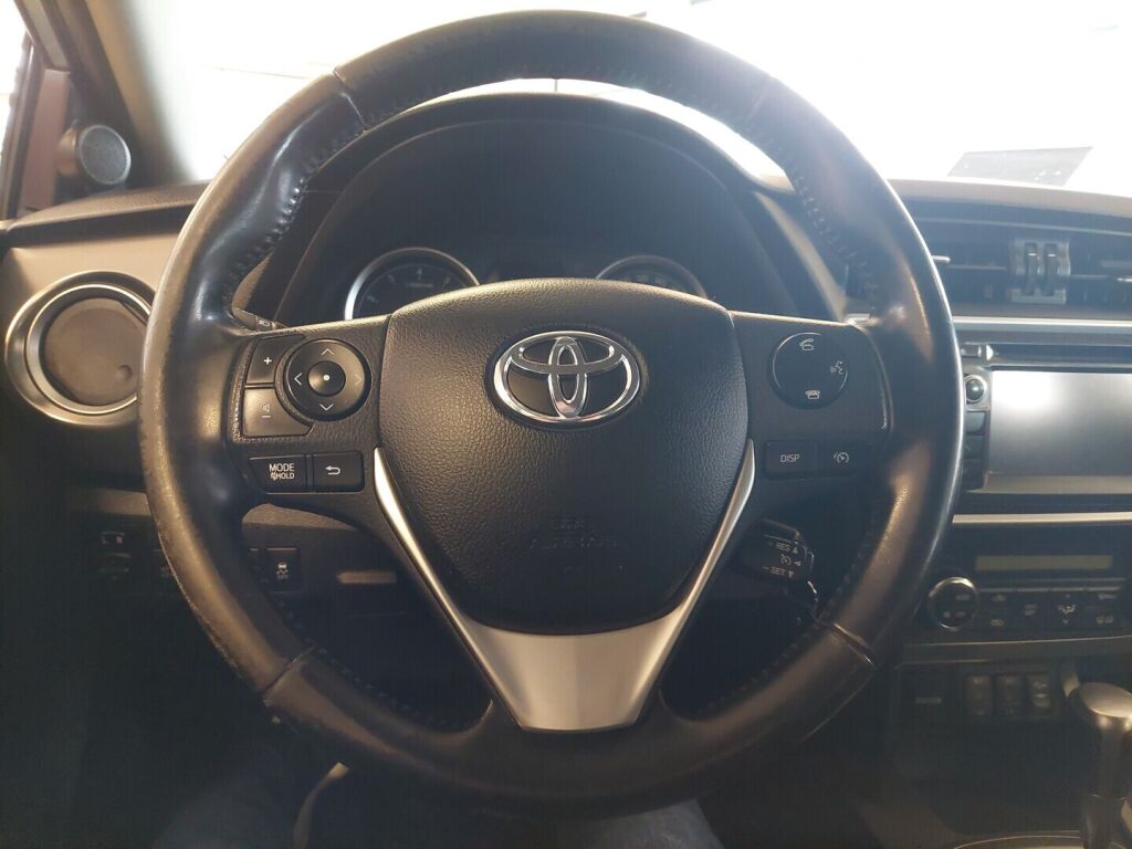 Toyota Auris 2014 Sininen