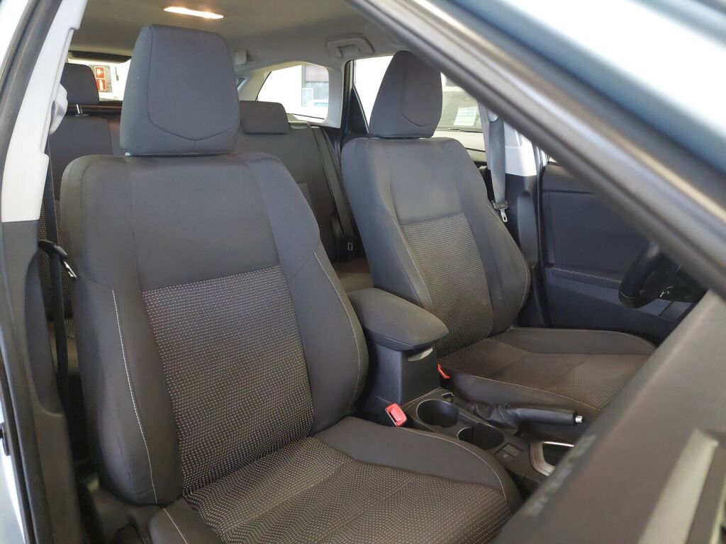 Toyota Auris 2014 Sininen