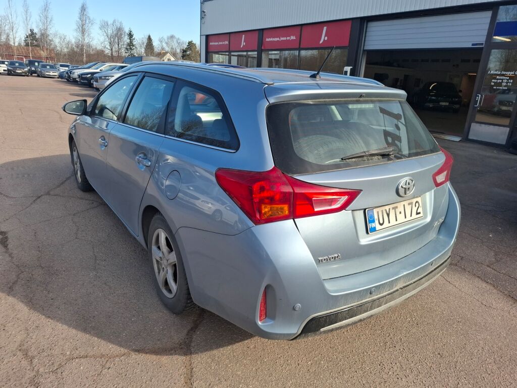 Toyota Auris 2014 Sininen