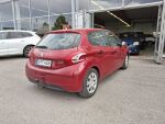 Peugeot 208 2014 Punainen